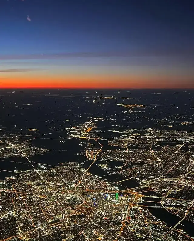 Friends enjoying a discovery flight together over Texas