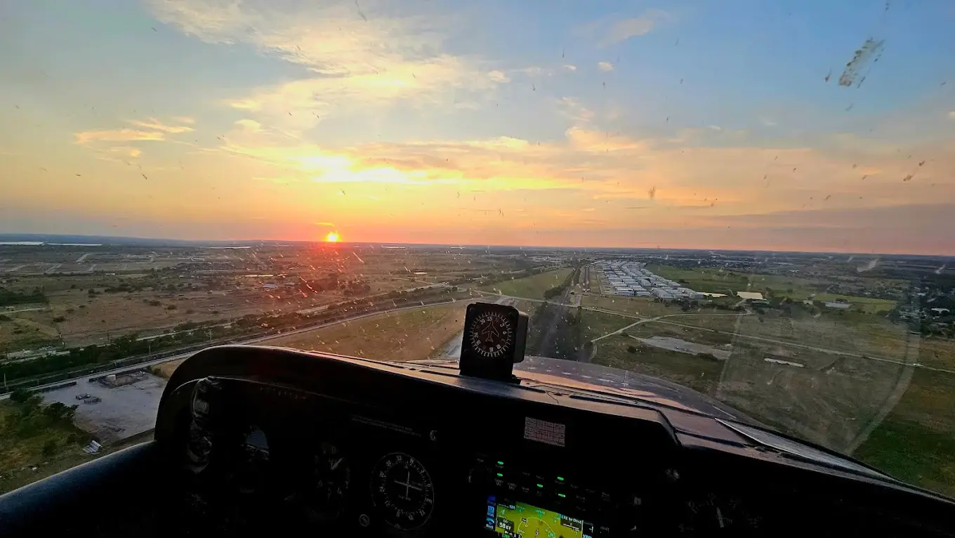Student pilot using ForeFlight on an iPad during night instrument training